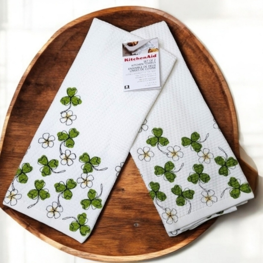KitchenAid Shamrock Floral Towel Set Green And White Clover